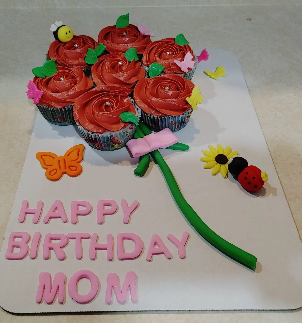 Mini-Cheesecake Birthday Display